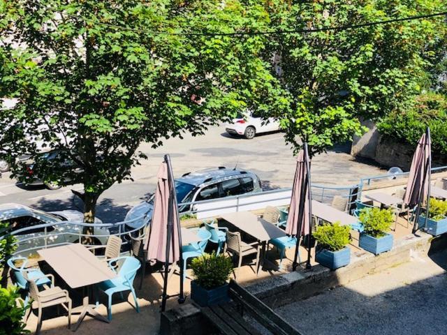 A La Maison Hotel Restaurant Lacaune Εξωτερικό φωτογραφία